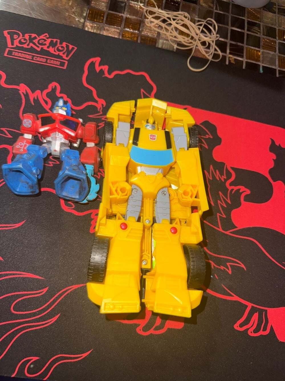 Transformers toys lot of 2
